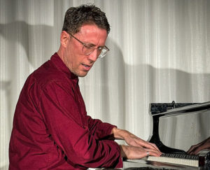 Bill Laurance & The Untold Orchestra: Bloom