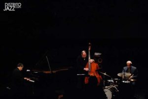 Bruce Barth Trio, en un lluvioso día de noviembre en Donostia