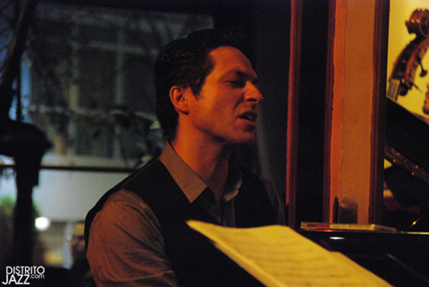 http://www.distritojazz.com/wp-content/uploads/distritojazz-conciertos-jazz-sebastian-chames-1.jpg